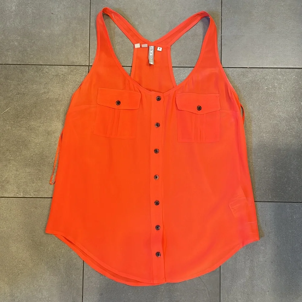 Guess All Silk Razor Back Button Down Blouse - Picture 1 of 7